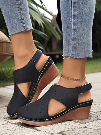 Women's Hollow Lightweight Beach Sandals, Summer Fashion Thick-Sole Wedge Closed Toe Strap Backless Beach Shoes, Charming For Casual Vacation Outdoor Wear, Comfortable And Lightweight Sandals, Sports Hook And Loop Slippers For Home