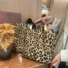 10个/50个装加厚塑料礼品手提袋，大容量便携礼品袋，豹纹高品质，尺寸：13.7 x 9.8 x 3.9英寸，适用于：服装店/礼品包装/日常购物/珠宝专卖店，简约图案大容量手提袋，适合：情人节、新年、婚礼、生日、派对礼物、感恩节、圣诞节 - 彩色 - 查看 6