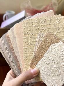 28 piezas/paquete Papel de textura natural con relieve, papel decorativo, estilo Ins, se puede usar para escribir, papel de notas adhesivas, adecuado para diarios y diarios hechos a mano, decoración de impurezas, regalos de regreso a la escuela, regalos del Día de San Valentín y Año Nuevo, papel base decorativo DIY, regalos festivos, materiales de collage hechos a mano, planificación de scrapbook personalizada y productos de papelería escolar creativos