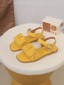 Children's Fashion Sandals. Summer New Style, Fashionable And Multi-Purpose Beach Sandals. Stylish And Versatile. - Yellow - View 4