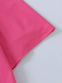 This Casual Set Is Designed For Young Girl And Features A Unique Crescent Moon Print. The Set Includes A Fuchsia Short-Sleeved Crew Neck T-Shirt And Mid-Rise Flared Trousers, Perfect For Summer Wear - Hot Pink - View 8