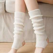 Knitted Sock Covers For Women In Spring And Autumn, Winter Styles, Pile Socks, Long Leg Socks, Calf Socks, Tricolor Styles, Middle Leg Socks, Y2k Foot And Leg Covers, Ballet Pile Socks, Fashionable Velvet Socks, Suitable For Daily Wear, Autumn And Winter Styles - trắng - Xem 1
