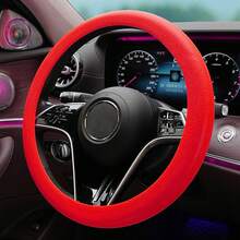 Funda de volante de silicona ultrafina antideslizante, ajuste ligero básico para automóviles, SUV y camiones de 13.77-14.17 pulgadas (35-36 cm), instalación rápida de perfil bajo, superficie ligeramente pegajosa para un mejor control, protector sin olor negro para viajes diarios, viajes por carretera y conducción urbana - material económico (diseño minimalista, no de grado premium) - Multicolor - Ver 15