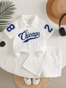 2 piezas Conjunto de moda callejera para niños con camisa con estampado de letras texturizadas y pantalones cortos estampados para niño bebé - Blanco - Ver 2