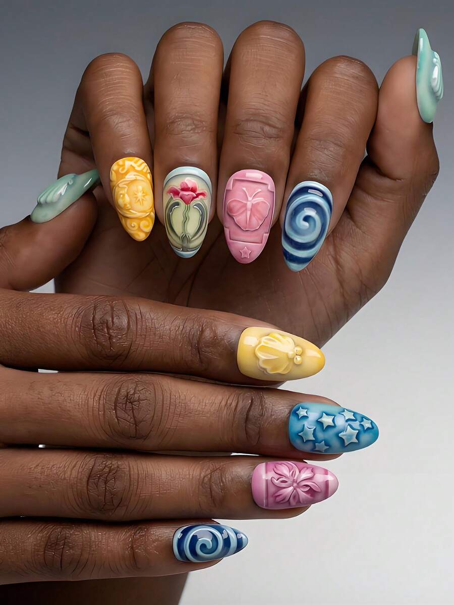 24 قطعة أظافر وهمية بشكل اللوز المتوسط، بتصميم جمالي عتيق بأشكال أصداف البحر والزهور والفراشات والنُّحل، أظافر وهمية كاملة لامعة للنساء والفتيات، مناسبة للمناكير وكهدية - متعدد الألوان - مشاهدة 1