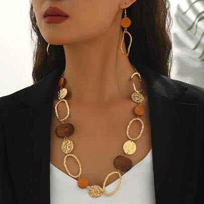 1 Set Vintage Hollow Round Wooden Bead Necklace & Earrings Set, Asymmetrical Hammered Texture Fashion Sweater Chain Necklace, Suitable For Women Party, Christmas, New Year, Valentine's Day, Date Gift