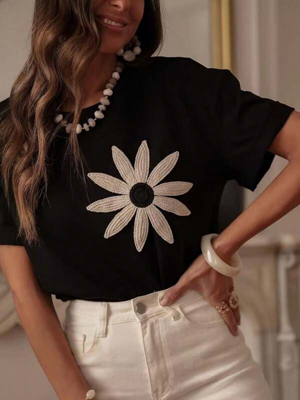 Blusa de manga corta holgada con diseño floral de patchwork de ganchillo para mujer, color negro, verano