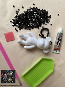 Bộ Gấu Khoan Tay gồm 6 món phụ kiện. Gấu Khoan Tay DIY Sáng Tạo, Tự Làm, Nhiều Màu Sắc Tùy Chọn, Có Thể Dùng Trang Trí Túi Xách, Móc Điện Thoại, Móc Khóa, và Làm Quà Tặng Giáng Sinh. - Nhiều màu - Xem 27
