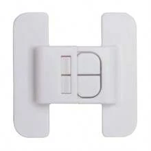 1个铝合金推拉门窗锁，具备防夹、防盗、防坠落功能和安全锁。 - 彩色 - 查看 16