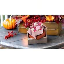 YQQ fairyflores Caja de Flores con Peonías Rosas y Claveles - Regalo Ideal para Bodas y Celebraciones Día de San Valentín Día de la Madre Día del Maestro Cumpleaños y Aniversarios Rosas5735 - Rosa - Ver 5