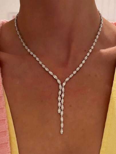 1件装女士水钻蝴蝶结长项链，日常佩戴饰品，流行项链，时尚颈链