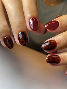 24片椭圆形豹纹法式亚克力美甲贴纸套装，完美贴合，包含：1片果冻胶和1把指甲锉。易于佩戴，打造法式美甲，适合女性日常工作、派对及其他场合。美甲用品 - 查看 1