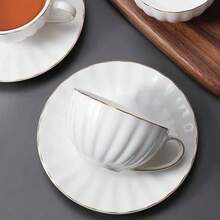 1 pezzo, Caffettiera in ceramica da 31,5 once, 1 tazza 1 piattino, Teiera stile europeo con bordo dorato per il tè del pomeriggio, Caffettiera, Tazza da caffè e piattino, Teiera per tè floreale, Bollitore, Con filtro per tè, Teiera di alta qualità per feste del tè, Adatta per casa, giardino, ristorante e altro, Ottimo regalo - Multicolore - Visualizzare 3