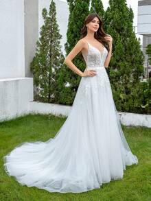 YOUKEFEIER 优雅的V领吊带婚纱，精致的蕾丝紧身胸衣，飘逸的裙摆，尽显新娘的优雅魅力。 - 米色 - 查看 8