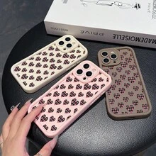 La carcasa del teléfono anti - caída simple y de moda adopta un patrón de corazón y es adecuada para iPhone 17, 16, 15, 14, 13, 12, 11 Pro / air / xR / XS y samsungs25 / S24 / S23 / S22 / Fe / plus, hecha de material tpu, que proporciona protección de amortiguación. Regalos para amigos y San valentín. - Negro - Ver 3