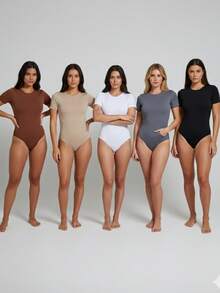 Set Of 5 Basic Women's Short-Sleeve Bodysuits – Neutral Colors. Fitted – Essential Basics. Comfortable And Fitted Design. Ideal For Casual And Modern Looks. Casual And Elegant. Fabric With Beads. Vacation. Daily Wear. Birthday Party. Travel. Bachelorette Party. Sports And Fitness. - 黑色 棕色 灰色 白色 卡其色 - 查看 4