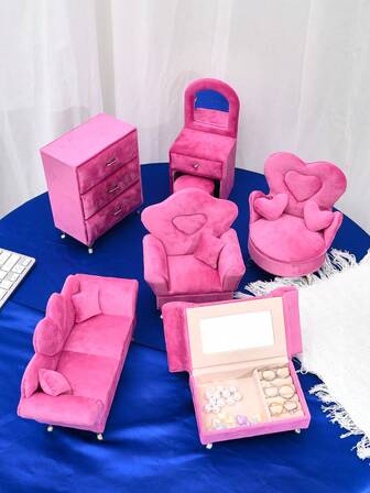 1pc Mini Pink Velvet Jewelry Box - Cute Heart Shaped Design, Can Hold Rings, Necklaces And Earrings, Perfect Gift For Valentine's Day, New Year Or Easter!