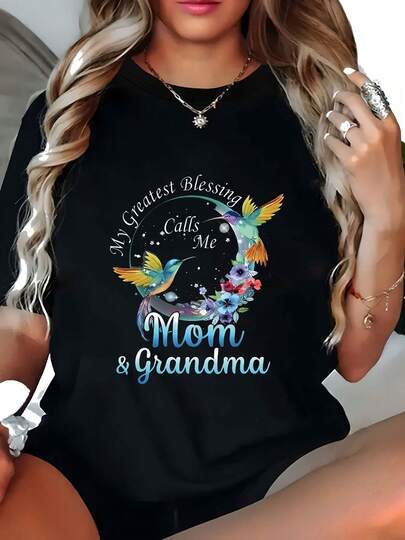 Camiseta Casual de Manga Corta para Mujeres de Talla Grande - Impresión Gráfica "Mi Mayor Bendición Me Llama Mamá y Abuela", Tela Suave y Elástica, Lavable a Máquina, Cuello Redondo, Comodidad para Todas las Estaciones - Regalo Perfecto para el Día de la Madre, Abuela, Familia, Camiseta de Día de la Madre, Camiseta de Cuello Redondo, Camiseta de Ajuste Cómodo