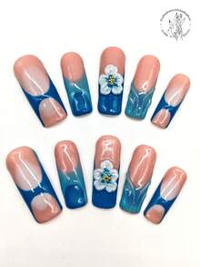 10片纯手工压制可佩戴美甲片，33mm长方形，肉粉色，蓝色渐变，立体白色花朵金色小圆珠装饰，凸起线条装饰。可爱美甲贴片，假指甲贴片。适合日常休闲度假、宴会、派对、演出等场合。美甲用品 - 彩色 - 查看 1