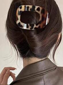 4pcs/2pcs/1pc Upgraded Thickened Abalone Shaped Hair Clips, Women Round Flat Hairpins For Buns, Curved Non-Slip Hair Claws For Ponytails, Hair Accessories, Flat Round Hairpins, Strong Alligator Hair Clips, Comfortable Curved Design, Multiple Colors Available, Suitable For Daily Matching, Parties, Office, Home Fashion Hair Clutch - Multicolor - View 17