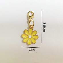 10个/套迷你雏菊花朵钥匙扣（带龙虾扣），Y2K风格花卉包包挂饰套装，汽车装饰，背包挂件，适合上学佩戴，可爱哥特风礼物，送给妈妈、爸爸、毕业生和老师 - 黃色 - 查看 5