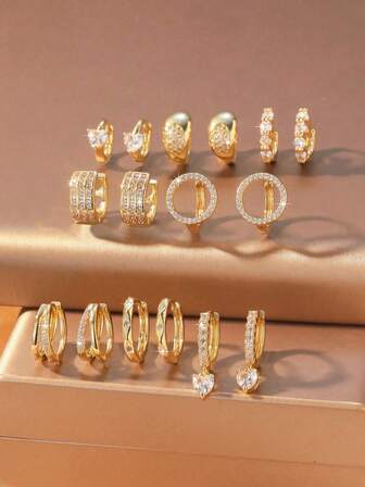 ¡Conjunto de múltiples piezas! Conjunto de pendientes de aro con rhinestones dorados de múltiples estilos, diseño de lujo de corazón y geométrico, completamente pavimentado con rhinestones, adecuado para jóvenes europeos y americanos para fiestas de Navidad, uso diario, pendientes de invierno, estilo de pendientes populares