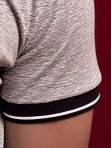 Polo básico de unicolor con cuello de contraste para hombres, adecuado para usar en capas o solo en verano - Gris - Ver 4