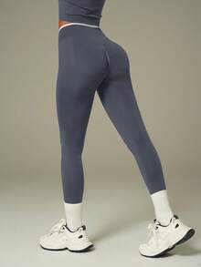 UONNOU Conjunto deportivo de 2 piezas de top de tirantes y leggings para mujer con efecto levantador de glúteos en forma de melocotón, control de cintura, tela suave y cómoda, adecuado para deportes como tenis, golf, bádminton, deportes de pelota, yoga, pilates, ejercicio ligero, gimnasio, correr, ocio al aire libre, transporte diario, trabajo, compras, deportes y ocio. Conjunto deportivo sin costuras de moda para todas las estaciones.