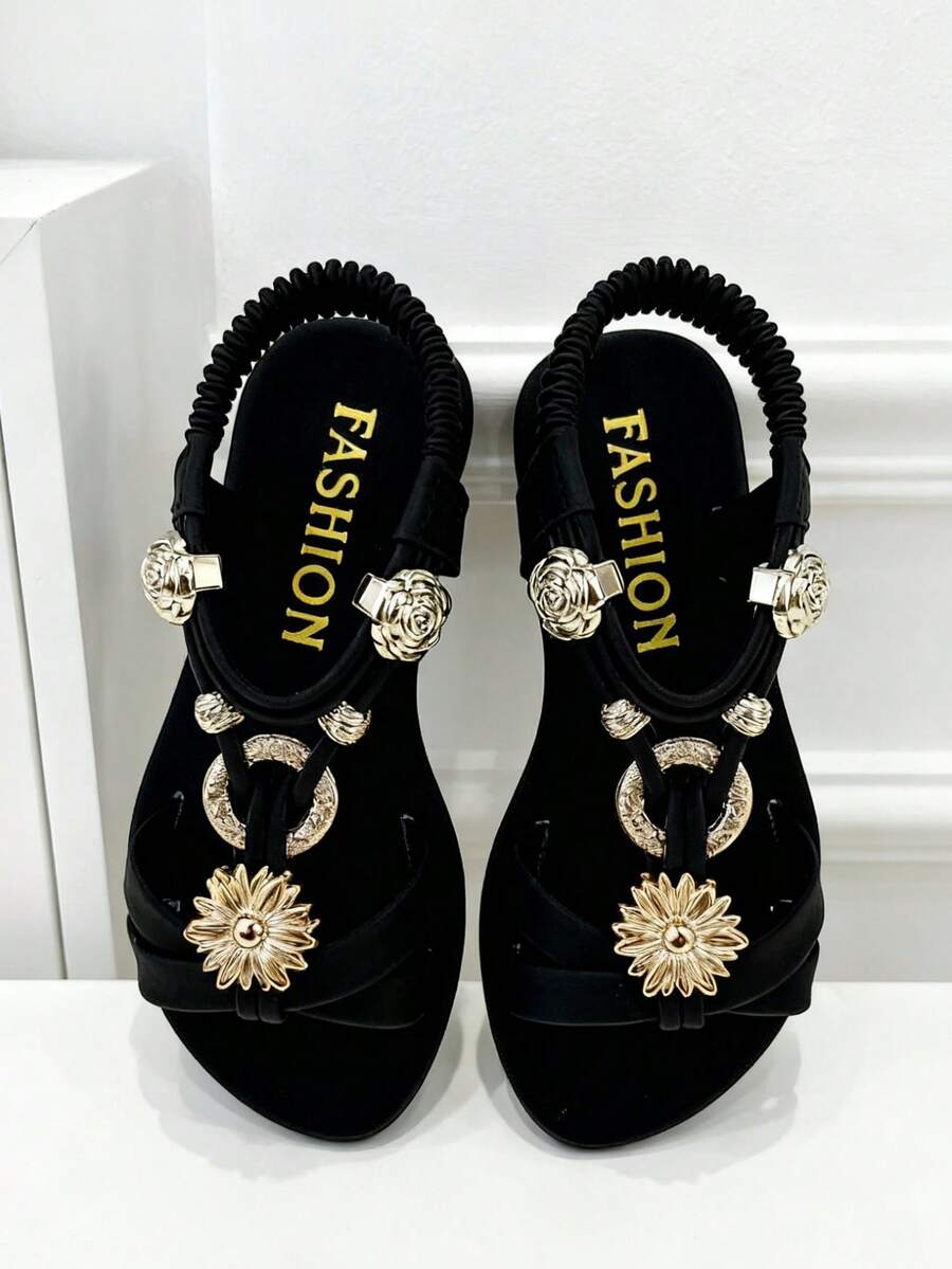 2024夏季新款女童金属花朵玫瑰搭扣软底凉鞋，黑色百搭露趾凉鞋，海滩度假及日常穿着必备，流行儿童时尚凉鞋，软底不磨脚，女童时尚凉鞋 - 黑色 - 查看 1