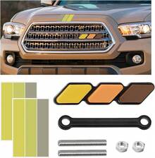 Insignia de rejilla tricolor, emblema clásico de rejilla con calcomanía de rayas de 3 colores, calcomanía de rejilla de coche y camión compatible con 4 corredores, Highlander, (bandera - café claro, café y café oscuro - Ver 9