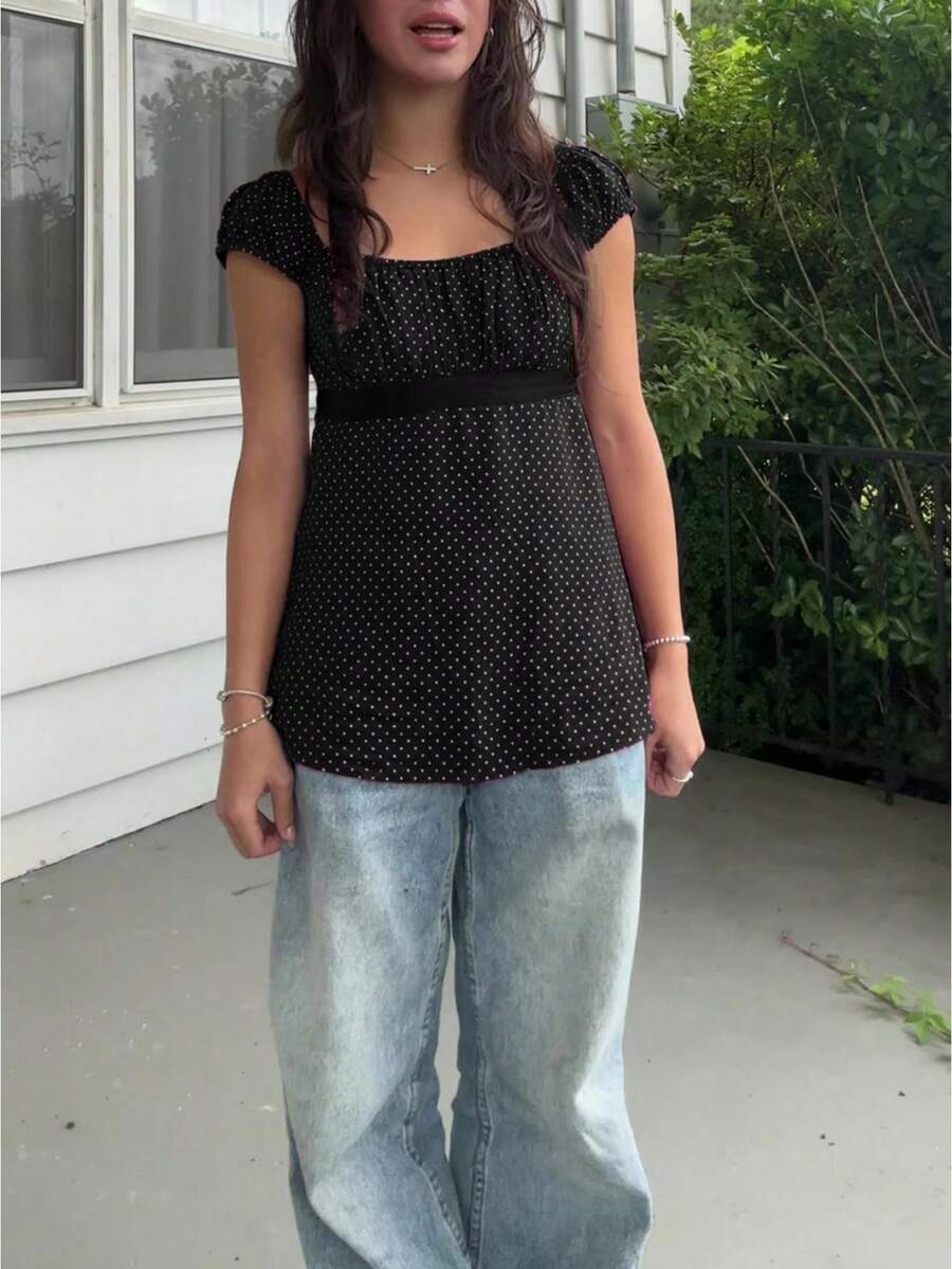 Women Fairy Grunge Y2k Babydoll Shirt Cap Sleeve Polka Dot Tie Back Flowy Crop Top Summer Aesthetic Square Neck Ruched Shirt Preppy Clothes - 黑色 - 查看 1