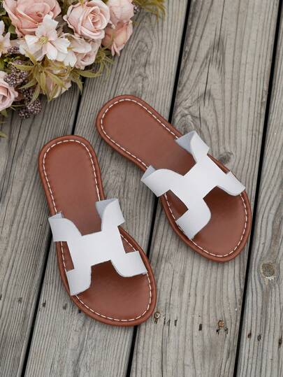 Girls' Flat Slippers, Soft & Comfortable, Breathable Beach & Casual Wear Fashion Baby Girl Sandals