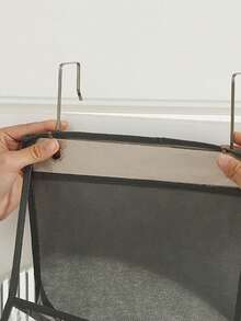 1个4层无纺布门后收纳挂袋，适用于婴儿房，可装尿布、玩具、杂物