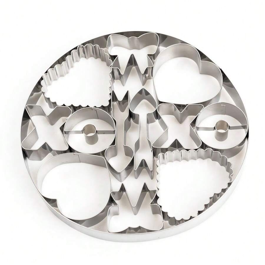 Valentine's Day Series Hanging Welding Multi-Shaped Stainless Steel Cookie Cutters Baking Tools Creative Combination Cookie Molds , Biscuit Cutter;Stainless Steel Heart Cookie Cutter Set, Large Heart Shape With 10 Mini Hearts Cut-Outs, Baking Tool For Valentine's Day - Silver - View 1