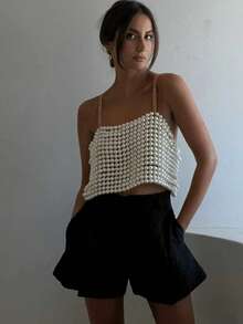 DEKUNER 一件奢华珍珠装饰吊带背心，配金属链条肩带，复古优雅，适合女性，可用于派对、约会和日常穿着。 - 白色 - 查看 3