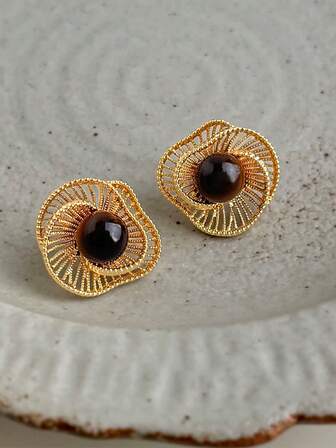 1Pair Vintage Luxury Gold-Tone Filigree Wrap Decor Stud Earrings For Women Daily Wear & Holiday Gift