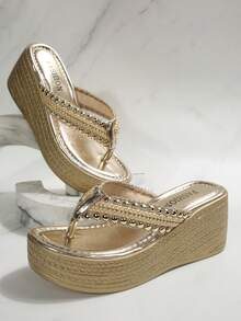 Gold Rivet Wedge Thong Sandals For Women, Comfortable & Versatile Beach/Holiday Platform Slide Sandals - Gold - View 2