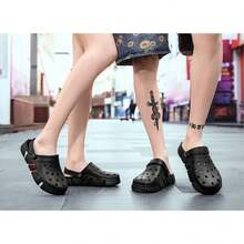 Lightweight Unisex Garden Clogs - Non-Slip Beach Sandals With Hollow Out Design - 黑色 - 查看 5