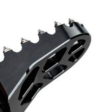 1 Pair Motorcycle Universal Sturdy, Anti-Slip Upgraded Solid Grip Aluminum Alloy Studded Footpegs, Practical & Durable - A - View 6