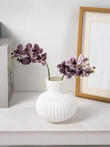 1pc White/Black Minimalist Plastic Vase, Decorative Vase, Art Vase, Artificial Vase, Creative Vase, Flower Decor, Floral Arrangement, Room Decor, Simple Creative Vase, Living Room, Dining Table Decor, PP Material Anti-Drop Holiday Decor Gift, Birthday Graduation Home Decor Vase, Birthday Party, Singles Party, Festival Party - Multicolor - View 8