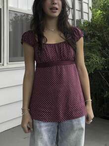 Women Y2k Babydoll Shirt Fairy Grunge Scoop Neck Cap Sleeve Polka Dot Tie Back Flowy Slim Fit Tee Vintage Aesthetic Ruffle Short Sleeveless 90s Preppy T-Shirts Teen Girls Going Out Tops Club Streetwear - 酒紅色 - 查看 3