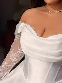 华丽大码露肩开衩大腿缎面撞色蕾丝婚纱 - 白色 - 查看 2