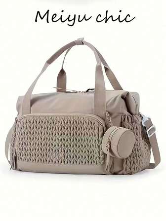 This Is A Large-Capacity Women's Travel Bag Featuring A Zipper Closure, Dual Handles, An Adjustable Shoulder Strap, And Multiple Zippers. It Is Multifunctional And Suitable For Business Trips, Travel, Outings, Picnics, Family Gatherings, And Other Trips. This Large-Capacity Women's Travel Bag Can Be Carried Anywhere.