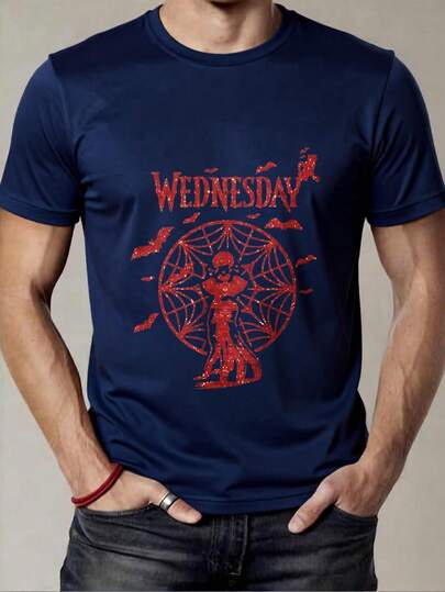 Camiseta negra con estampado de Wednesday Addams en red y murciélagos para hombres estilo gothico ideal para fiestas tematicas y ocasiones especiales