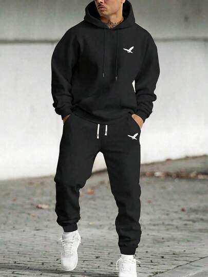 男士休闲印花运动套装（两件套），适合旅行、户外活动、露营、春秋季穿着。