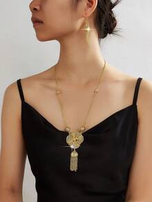 Mgyi Gold-Colored Copper Fashionable And High-End Luxury Retro For Women,18K Gold Plated Elegant Luxury Square Design Necklace For Women, Suitable For Nigeria, Dubai, Middle East, Saudi Arabia Bridal Wedding, Daily Wear, Wedding Anniversary Gift, Halloween Gift For Friends - PXLEH-240 - View 3