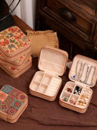1pc Vintage Mini Printed Jewelry Box, Suitable For Earrings, Rings, Necklaces, Travel Storage Box, Jewelry Accessories, Back To School, Elegant Large Capacity Portable Travel Jewelry Box For Women, Small Jewelry Box, Compact Jewelry Box, Jewelry Organizer Box, Jewelry Storage Box, Portable Travel Jewelry Box, Large Capacity Jewelry Box, Minimalist Jewelry Box