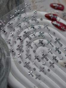 1片装深色复古金属美甲贴纸，银色高端十字架设计美甲装饰贴纸，自粘美甲贴花，DIY美甲用品 - 彩色 - 查看 1