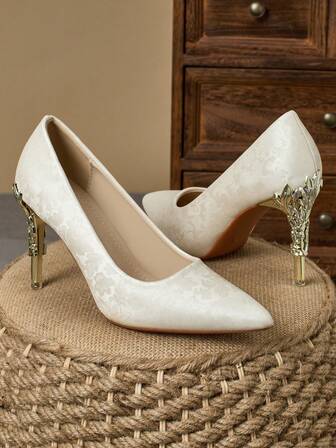 Women's Fashion Comfortable Pointed Toe Slip-On Pumps, Elegant For Shopping, Vacation, Travel, Outdoor, 3.5" Thin Heel, Retro Style, High-End Casual Gold Shoes