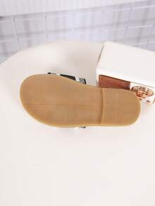 Dép lê ngoài trời thời trang cho trẻ em, giày bệt mùa hè, dép liền thân, giày cao cấp tối giản, phong cách mới, thanh lịch dành cho bé gái. - trắng - Xem 7